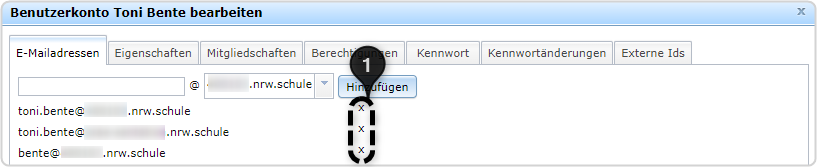 Benutzerkarte Toni Bente, Reiter „E-Mailadressen“, „x“ zum Löschen der E-Mailadressen hinter den Adressen markiert